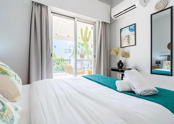 Апартаменти Lazy River 1-bedroom Ларнака